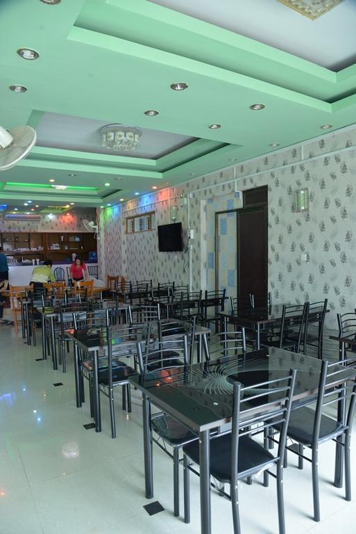 New Golden Forward Hotel Yangon Extérieur photo