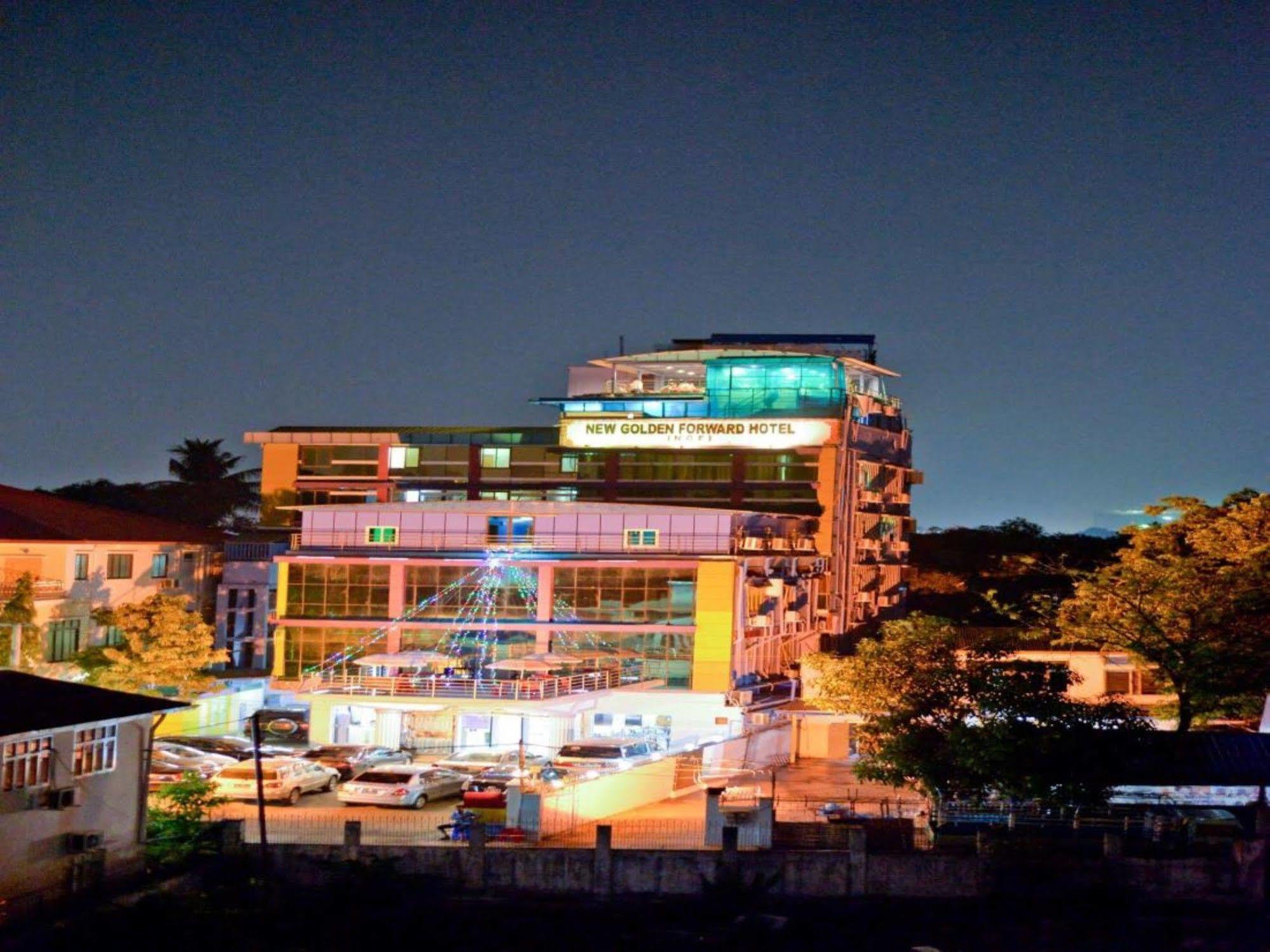 New Golden Forward Hotel Yangon Extérieur photo